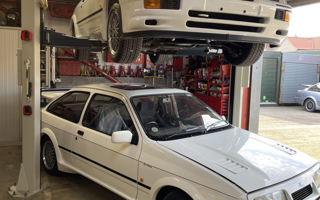 stunning low miles white rs500 ( SOLD )